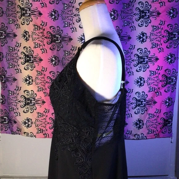 Fashion Nova Black Lace dress Formal - Picture 3 of 9